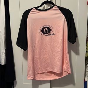 Simple Black and pink tee